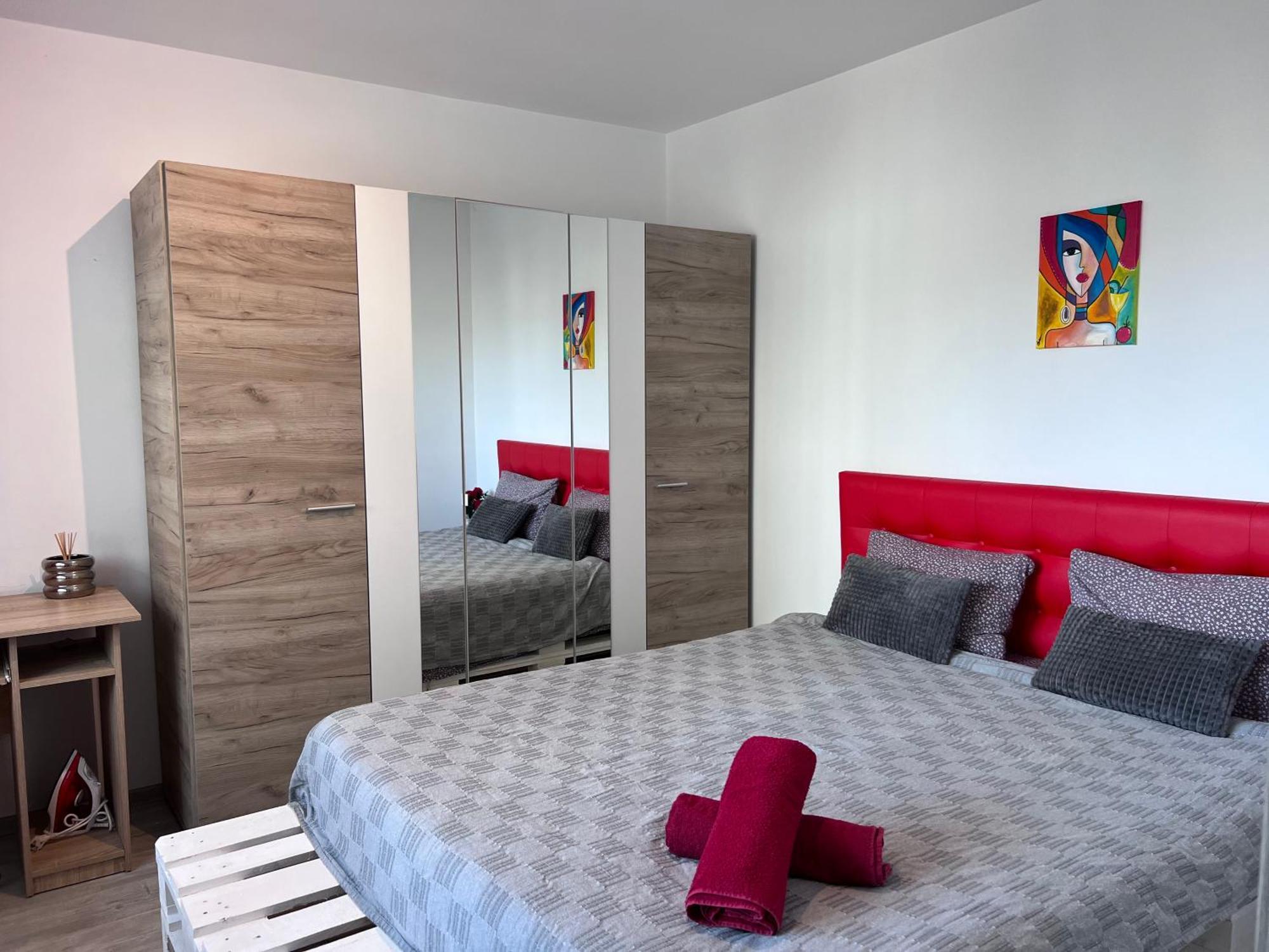 3 Rooms Apartment Airy & Bright Palas Style Iasi Ngoại thất bức ảnh