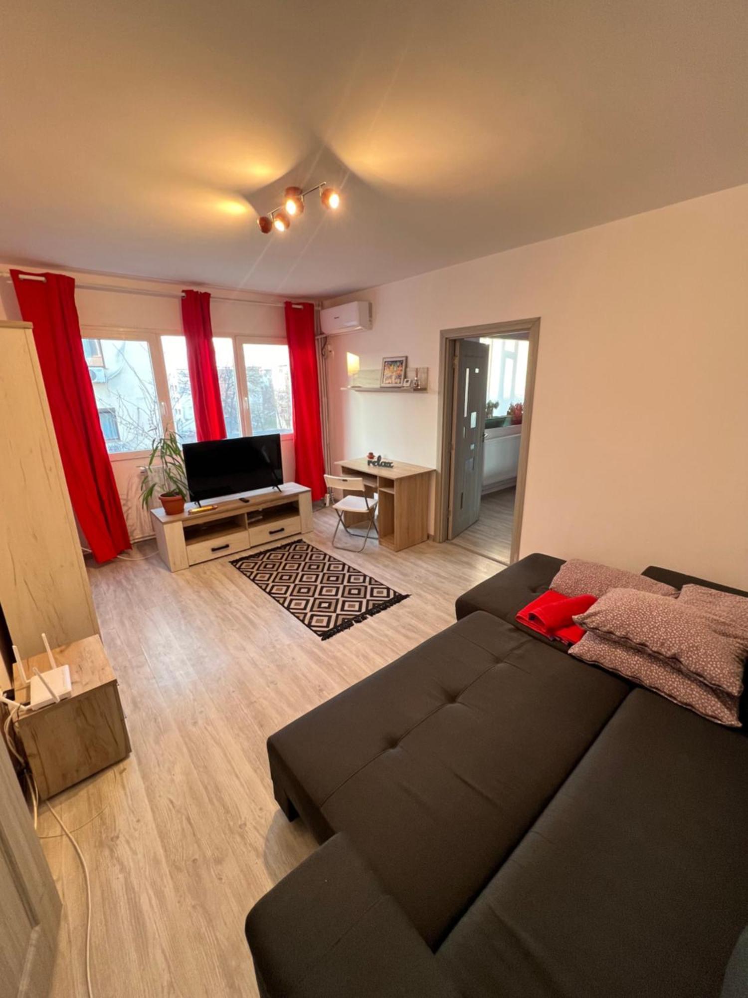 3 Rooms Apartment Airy & Bright Palas Style Iasi Ngoại thất bức ảnh